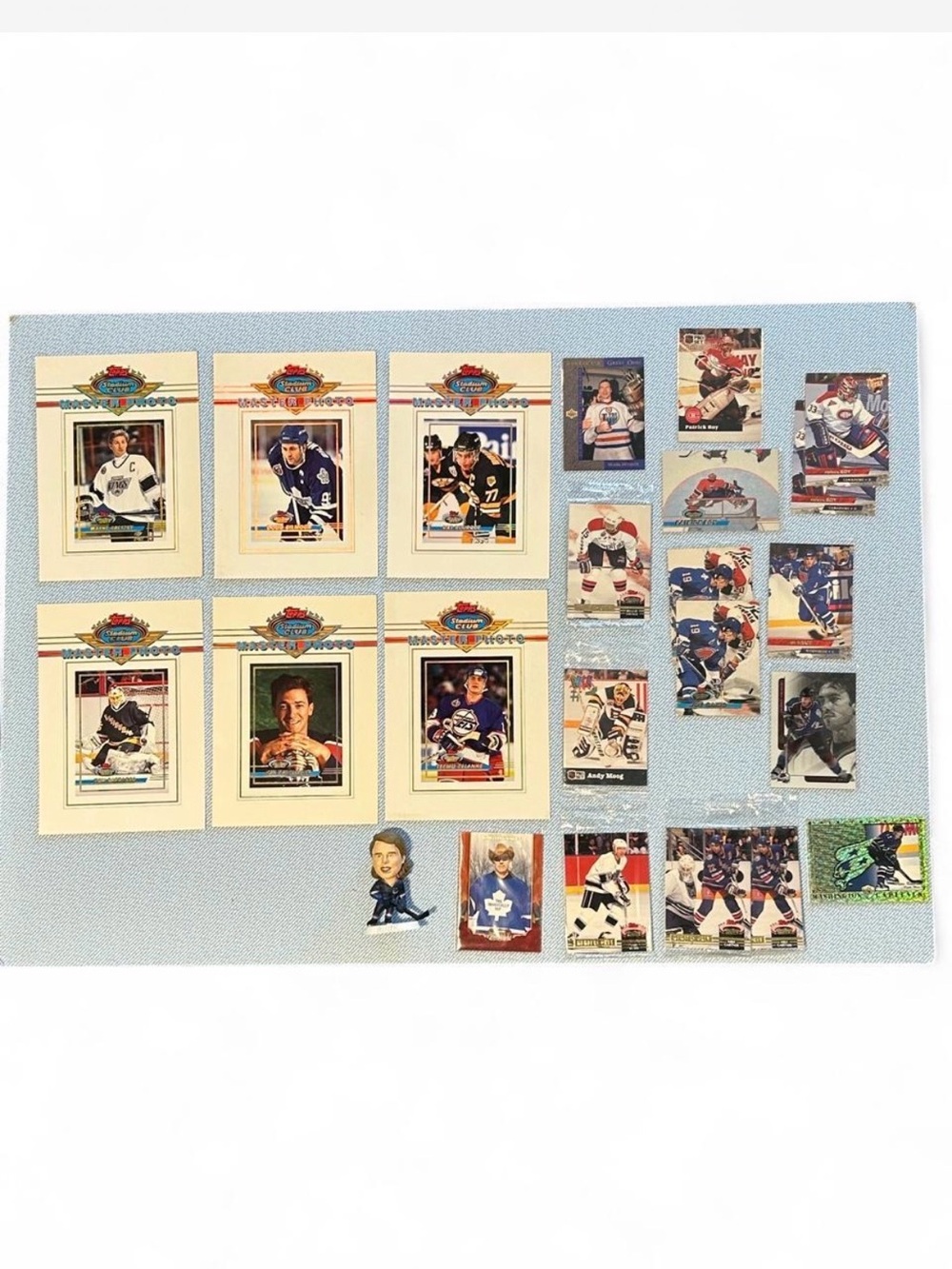 Assorted Vintage Hockey Trading Card & Collectible Lot โ Topps Stadium Club +